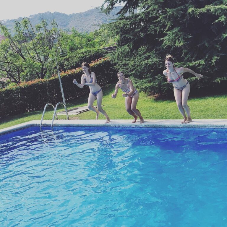 Pool Jumping